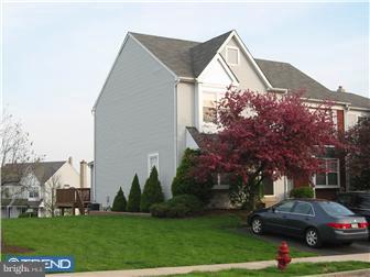 1046 Rafter Road Norristown, PA 19403 - Photo 1 of 11 Gallery Image 1