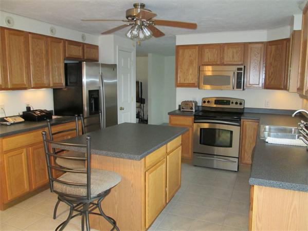 27 Mohave Road Worcester, MA 01606 - Photo 7 of 20 Gallery Image 7