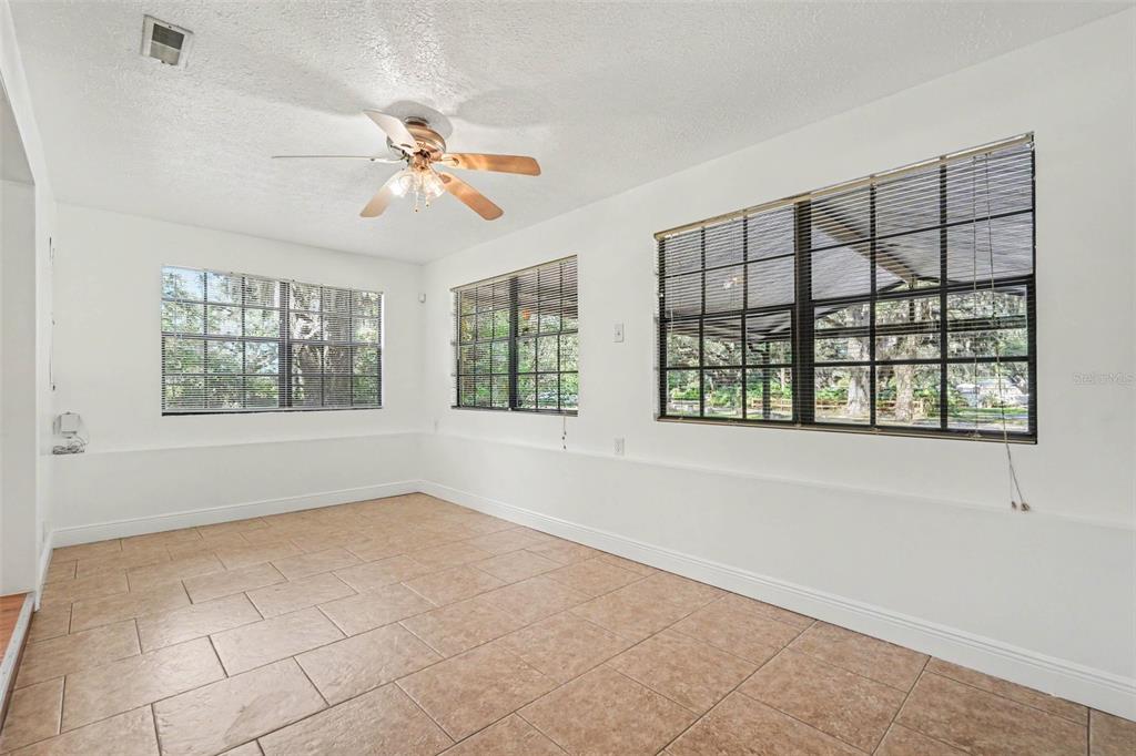 231 Duke Simms Road Brandon, FL 33511 - Photo 18 of 35