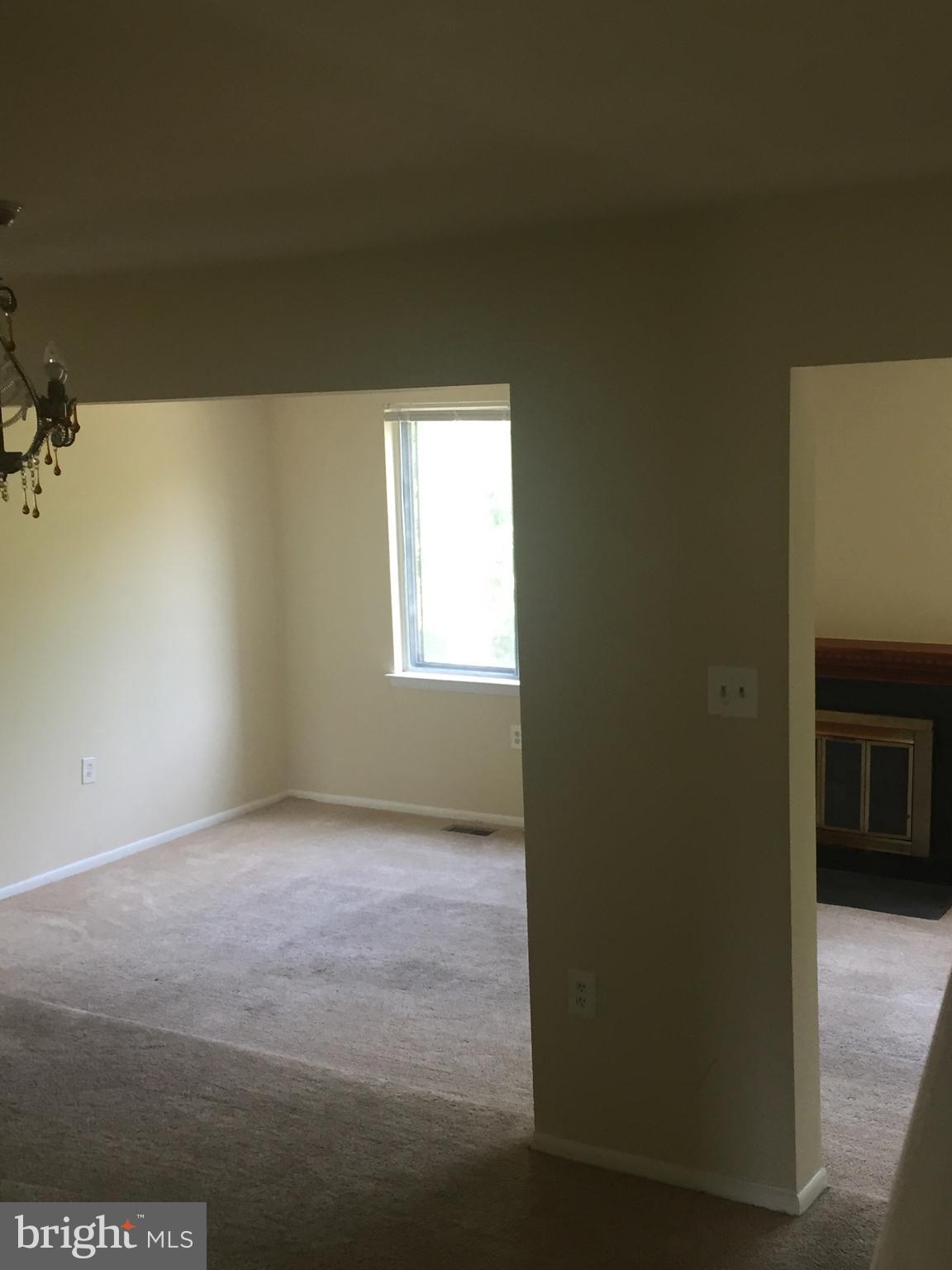 8981 Centerway Road Gaithersburg, MD 20879 - Photo 8 of 29 Family Room