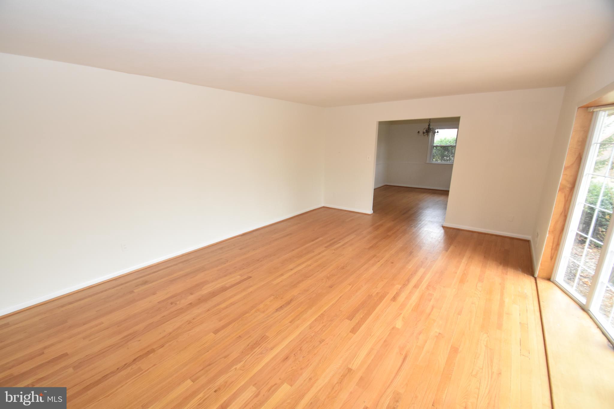 2 Kings Ridge Road Wilmington, DE 19808 - Photo 19 of 78 Polished Hardwood Floors