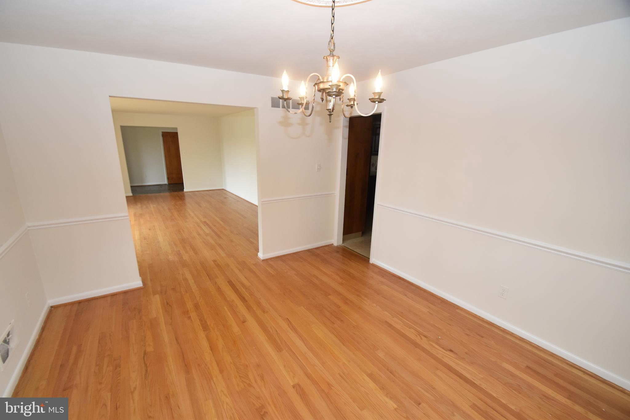 2 Kings Ridge Road Wilmington, DE 19808 - Photo 21 of 78 Dining Room Looking back to Living Room