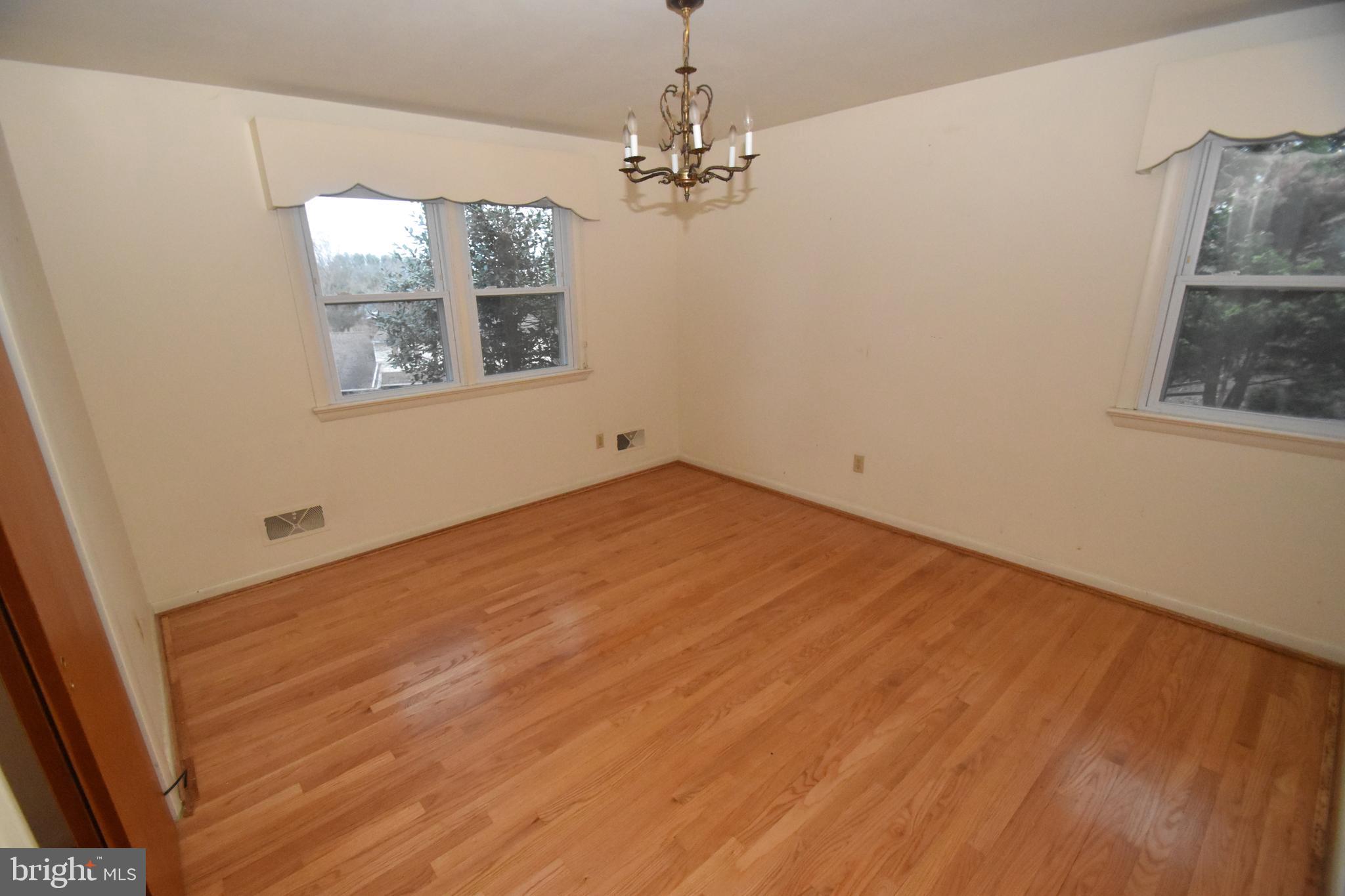 2 Kings Ridge Road Wilmington, DE 19808 - Photo 48 of 78 Polished Hardwood Floors.