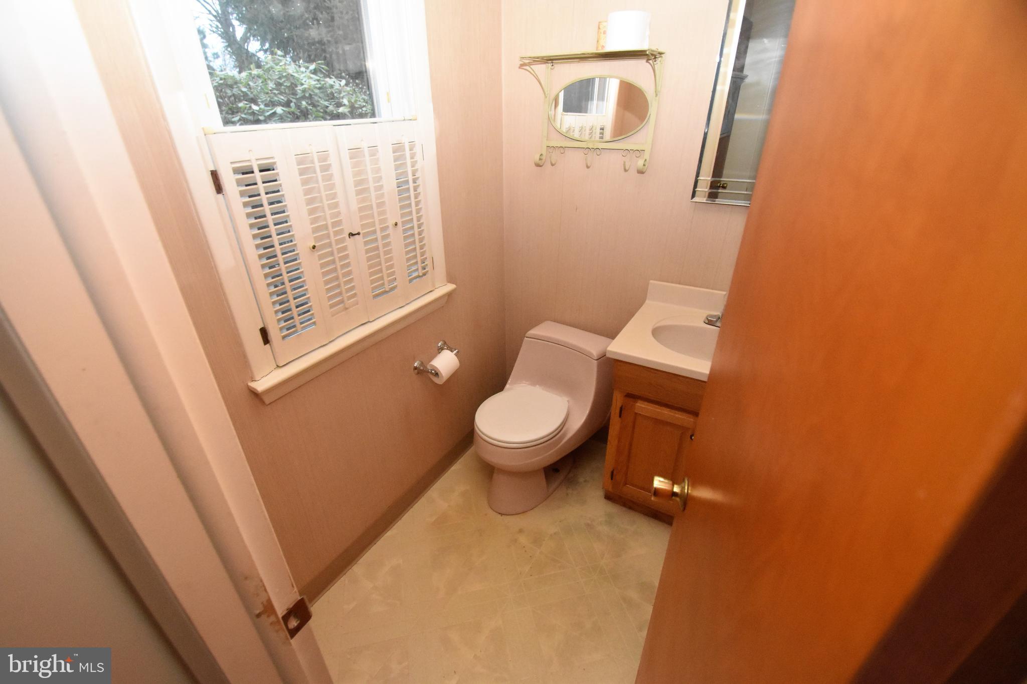 2 Kings Ridge Road Wilmington, DE 19808 - Photo 55 of 78 One More Half Bath