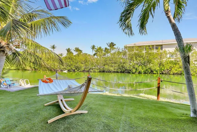 a view of a bench in the garden