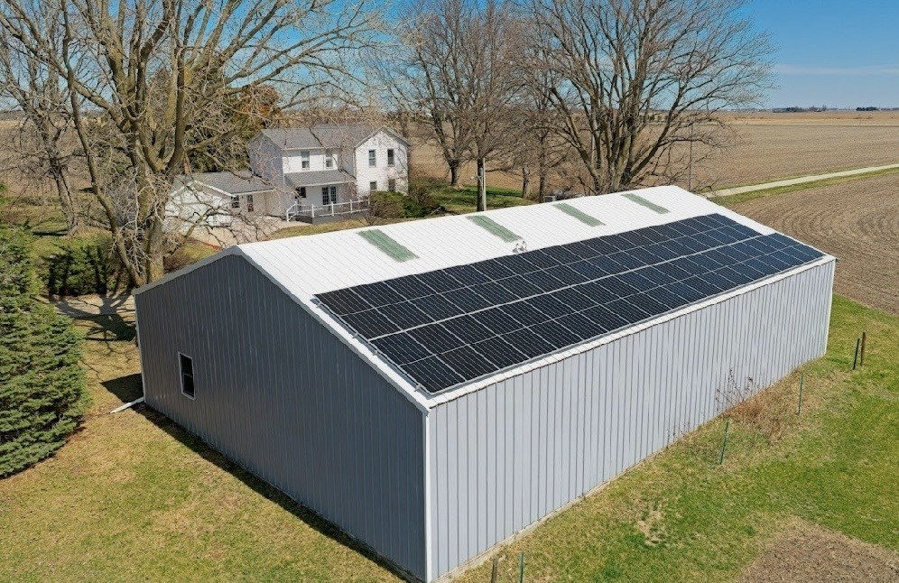 2932 Highway 17 Galva, IL 61434 - Photo 14 of 51 a outdoor view of a house with a yard