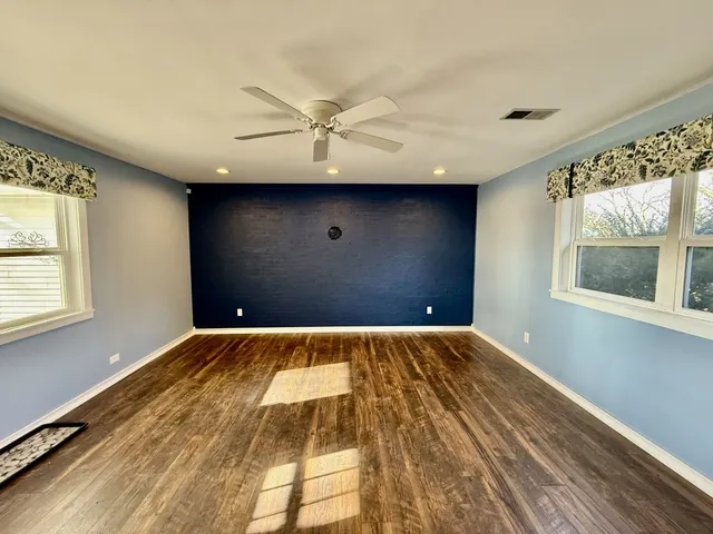 $397,000 | 2932 Highway 17, Galva, IL 61434