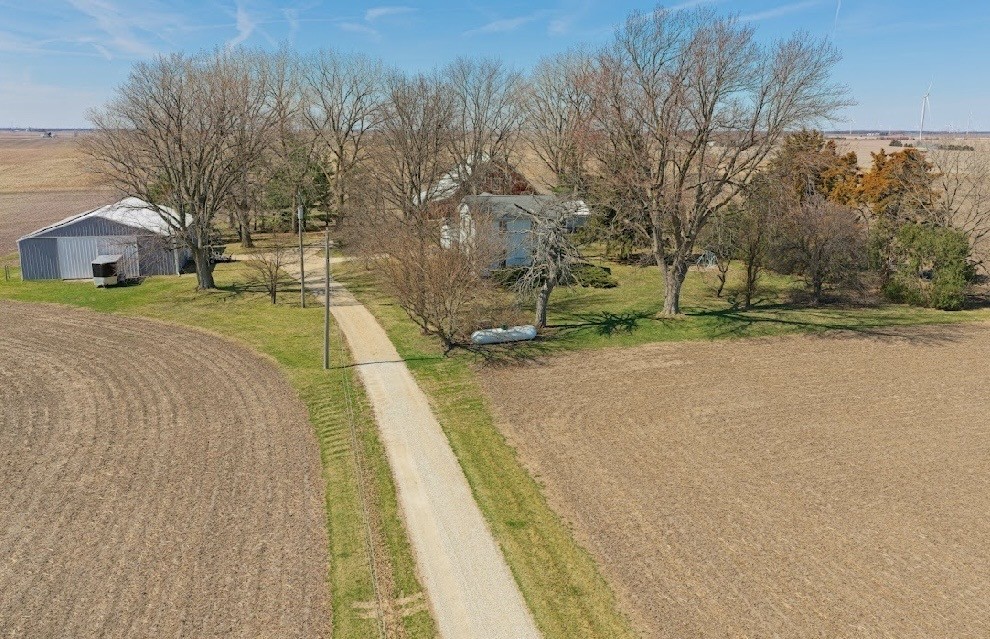 2932 Highway 17 Galva, IL 61434 - Photo 3 of 51 a view of yard with large trees