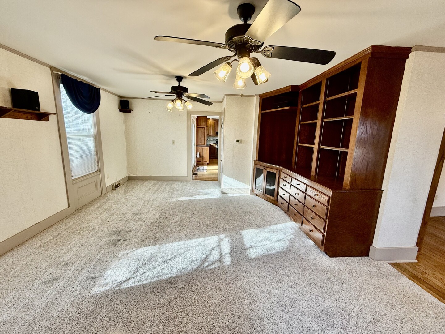 2932 Highway 17 Galva, IL 61434 - Photo 36 of 51 a view of an empty room with a window