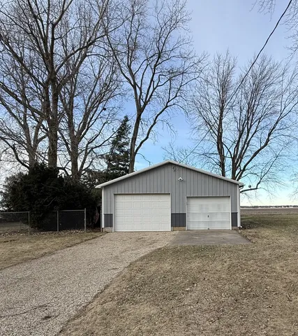 $397,000 | 2932 Highway 17, Galva, IL 61434