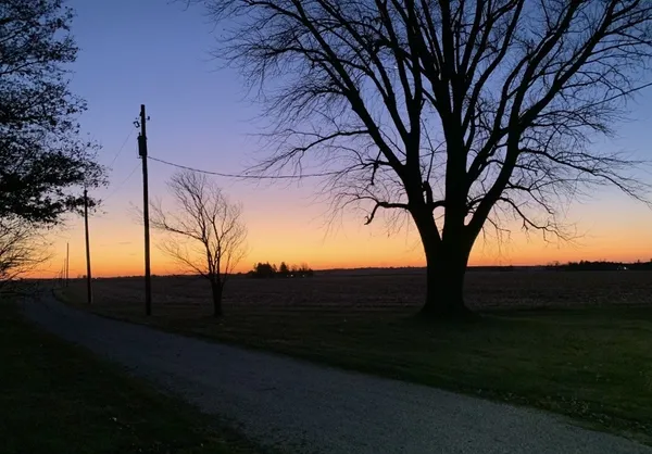 $382,000 | 2932 Highway 17, Galva, IL 61434