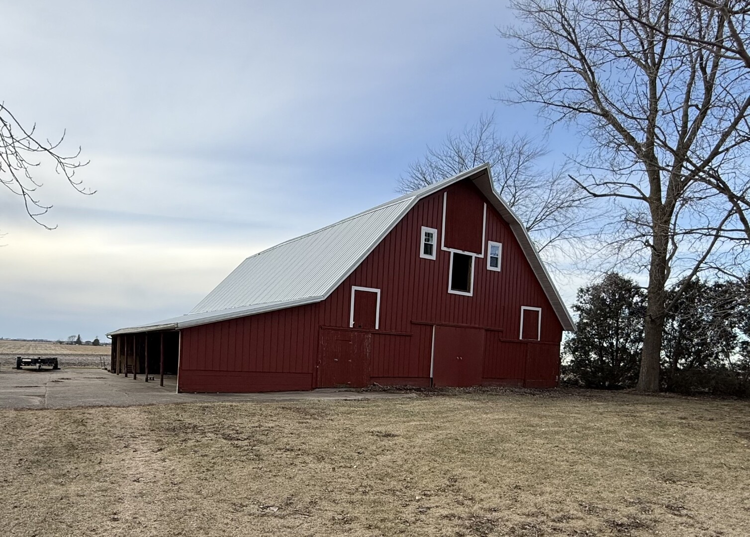 2932 Highway 17 Galva, IL 61434 - Photo 6 of 51 a front view of a house with a yard
