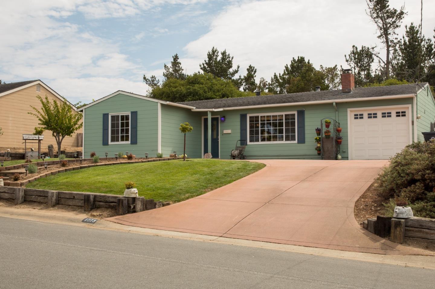 1073 Rosita Road Del Rey Oaks, CA 93940 - Photo 2 of 12 Gallery Image 2
