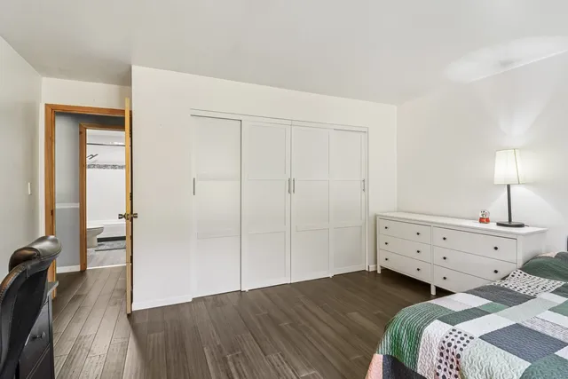 $262,900 | 1405 East Central Road, Unit 122C, Arlington Heights, IL 60005