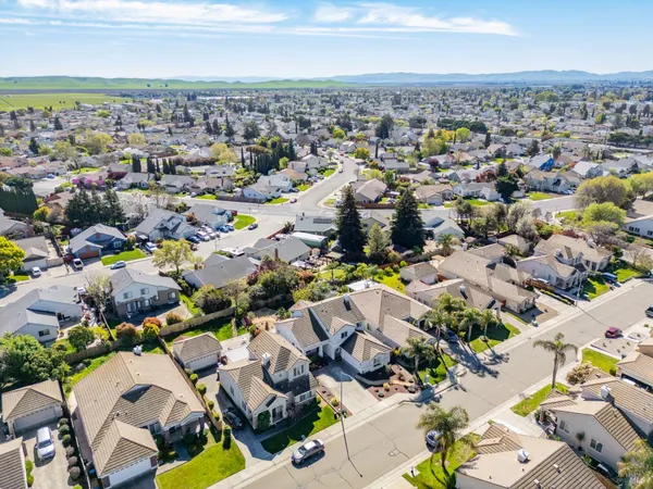$699,999 | 1620 Hickam Circle, Suisun City, CA 94585