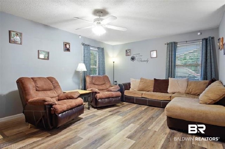8960 2 Mile Road Irvington, AL 36544 - Photo 2 of 27