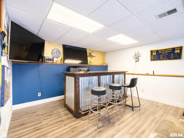 $475,000 | 12052 North Hickory Grove Road, Dunlap, IL 61525