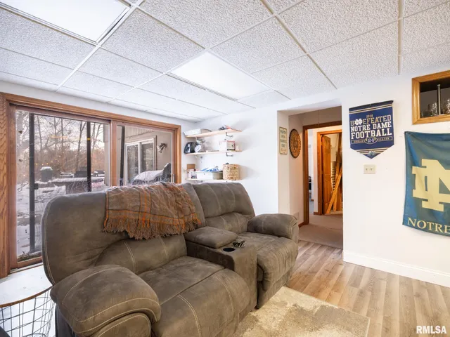 $475,000 | 12052 North Hickory Grove Road, Dunlap, IL 61525