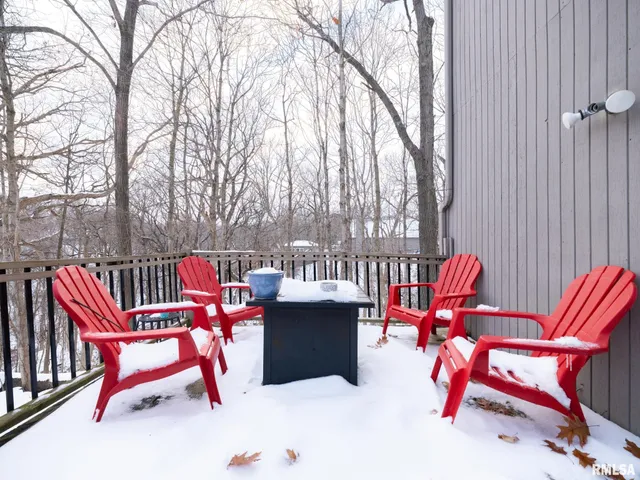 $475,000 | 12052 North Hickory Grove Road, Dunlap, IL 61525