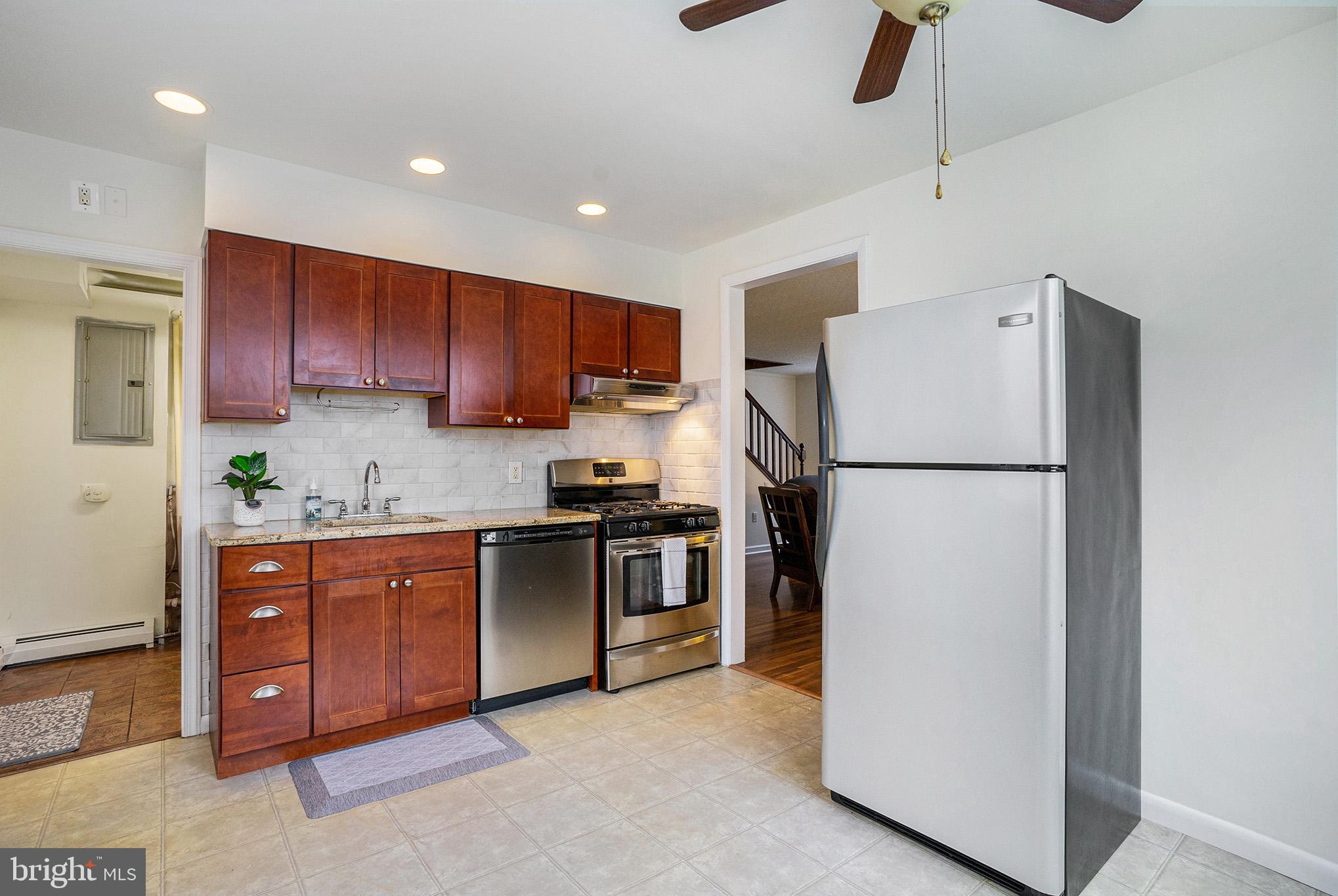 905 Ripley Street Philadelphia, PA 19111 - Photo 11 of 26 Gallery Image 11