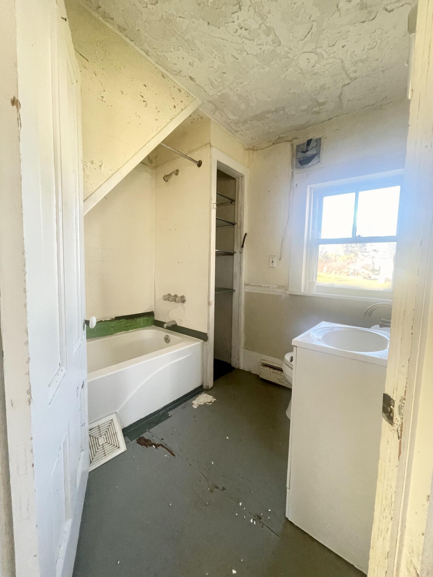 69 Mill Street Harrington, ME 04643 - Photo 30 of 65 IMG_1562