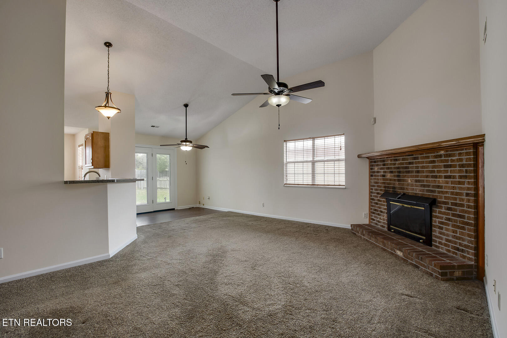 7763 Applecross Road Corryton, TN 37721 - Photo 5 of 38 05_ApplecrossRoad_7763_Living01