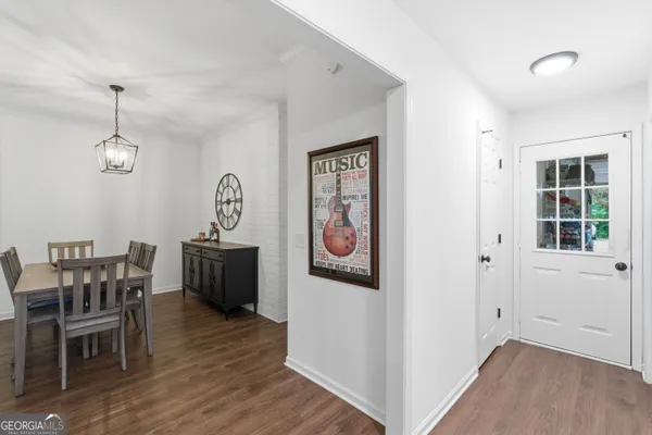 $308,000 | 230 West Avenue, Unit 5, Carrollton, GA 30117