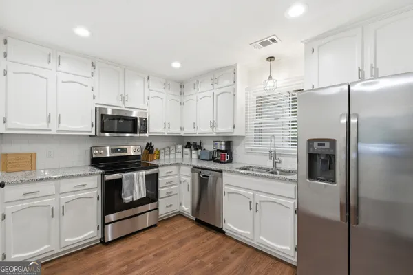 $308,000 | 230 West Avenue, Unit 5, Carrollton, GA 30117