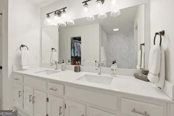 $308,000 | 230 West Avenue, Unit 5, Carrollton, GA 30117