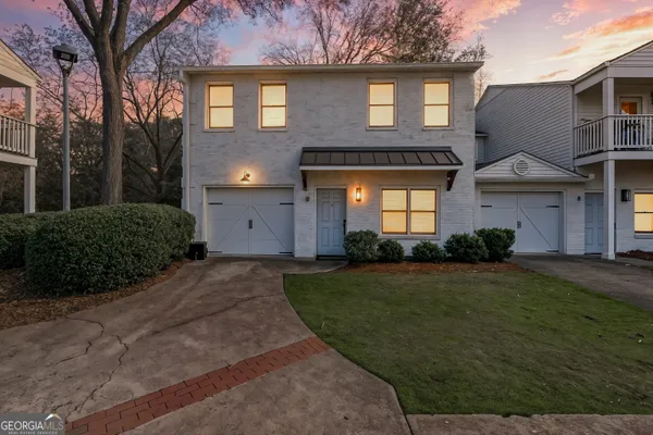 $308,000 | 230 West Avenue, Unit 5, Carrollton, GA 30117