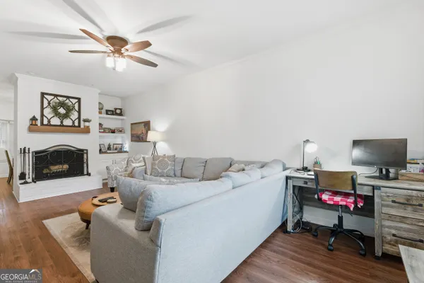 $308,000 | 230 West Avenue, Unit 5, Carrollton, GA 30117