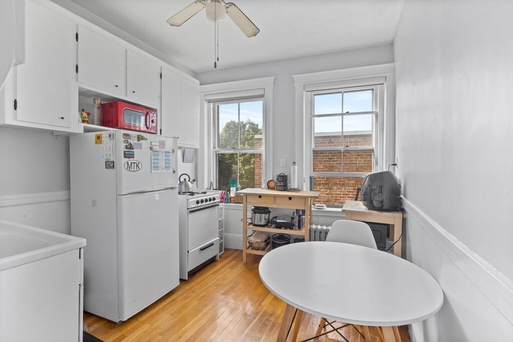 70 Phillips Street, Unit 8 Boston, MA 02114 - Photo 3 of 11