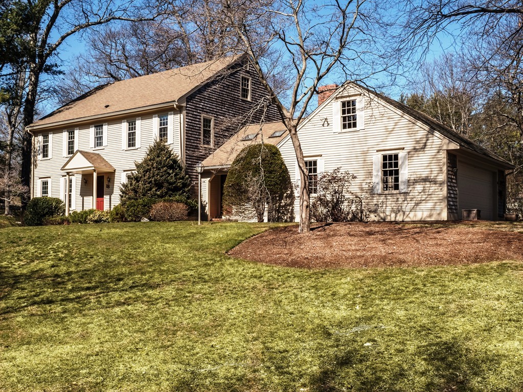 18 Old Coach Road Cohasset, MA 02025 - Photo 1 of 21 Gallery Image 1