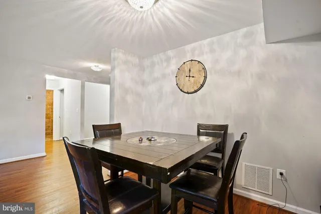 $1,900 | 405 North Beauregard Street, Unit 405, Alexandria, VA 22312