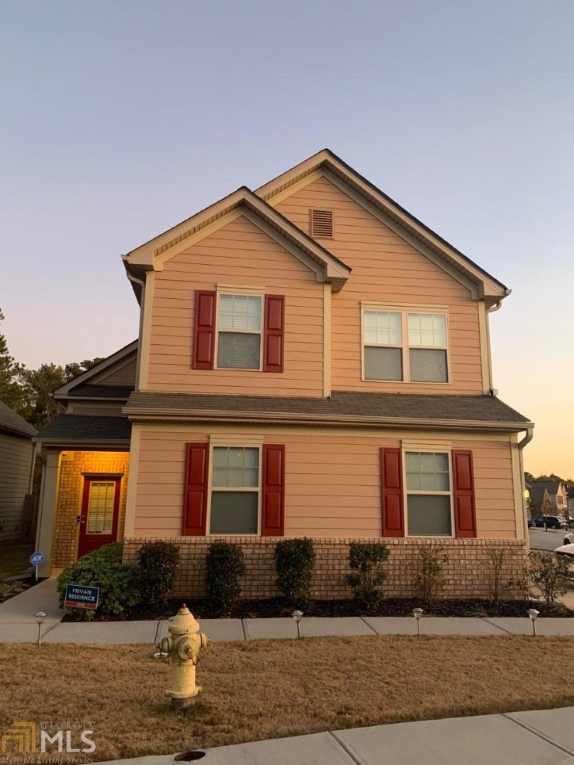 2478 Oakleaf Ridge Lithonia, GA 30058 - Photo 1 of 21 a front view of a house