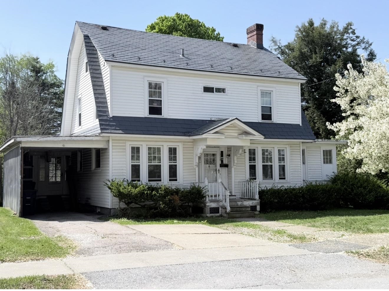 118 Park Avenue Rutland, VT 05701 - Photo 2 of 8