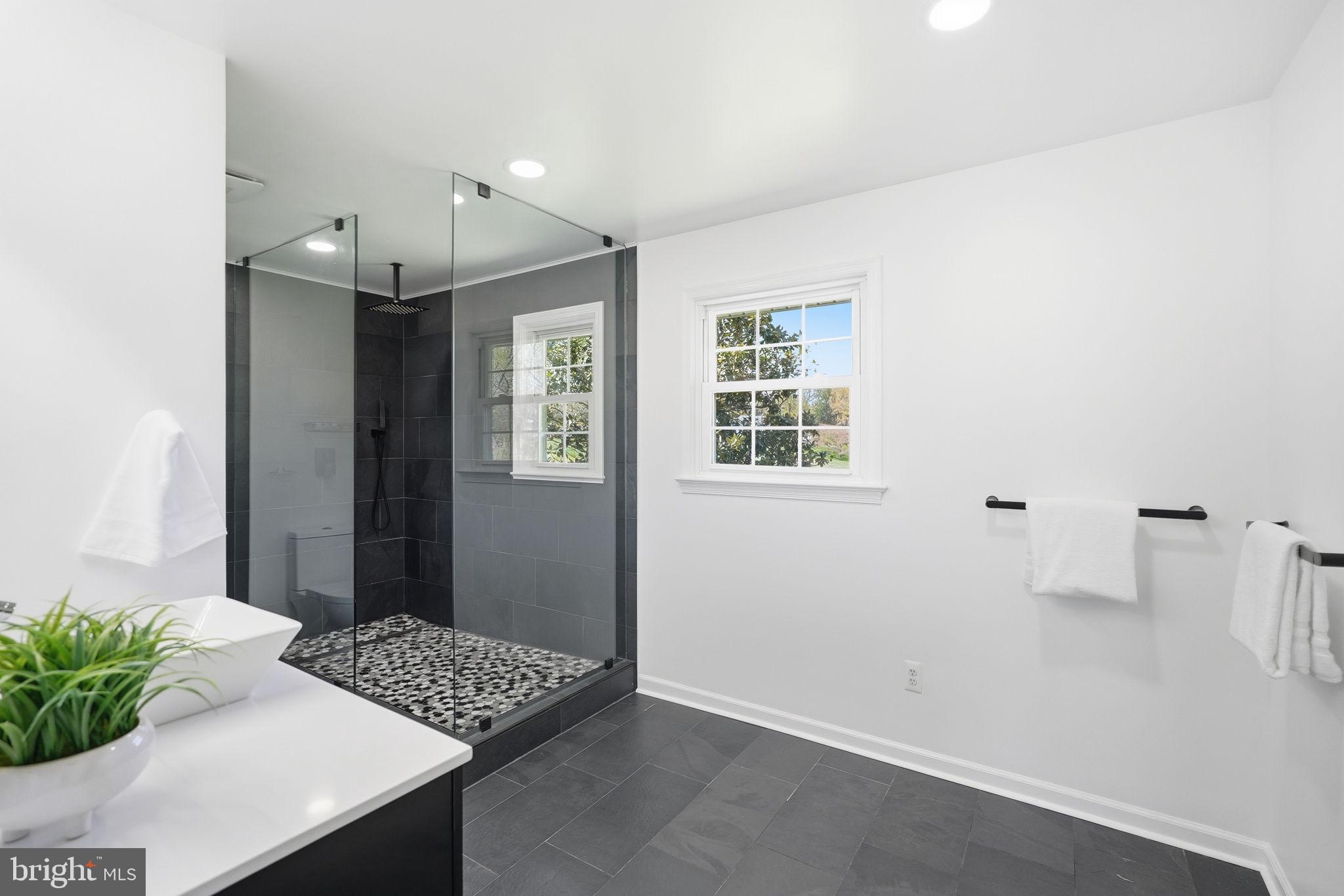 2015 Sondra Court Silver Spring, MD 20905 - Photo 21 of 44