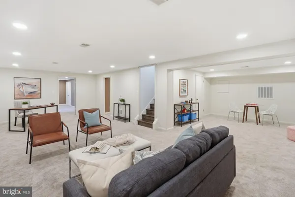 $775,000 | 2015 Sondra Court, Silver Spring, MD 20905