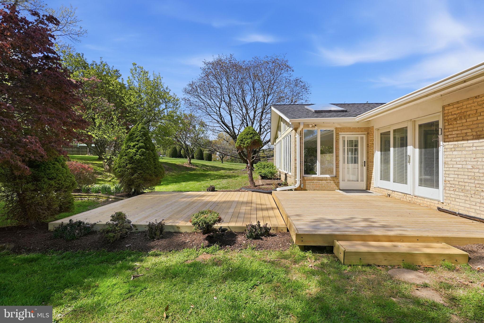 2015 Sondra Court Silver Spring, MD 20905 - Photo 36 of 44 Large deck