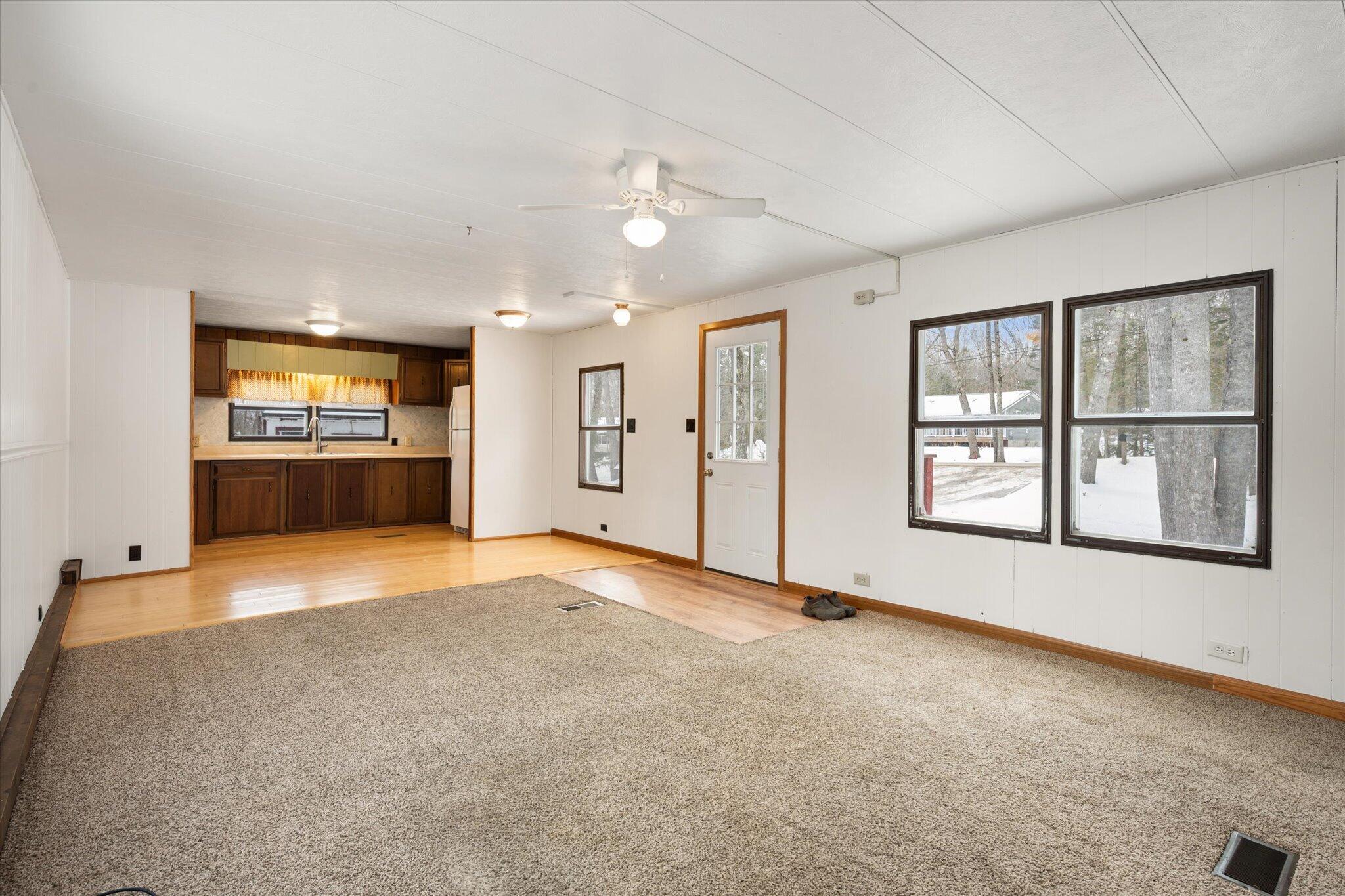 186 Klatte Road Hermon, ME 04401 - Photo 15 of 23 06-Living Room