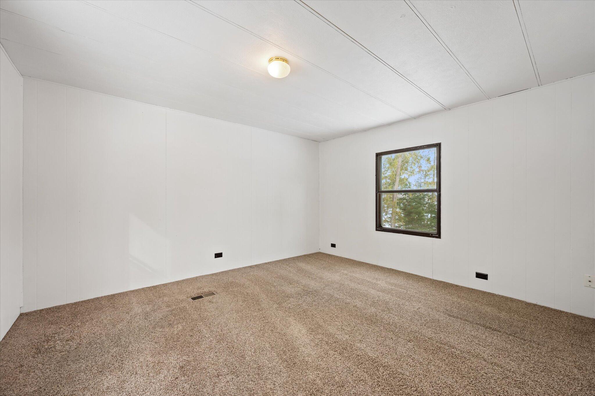 186 Klatte Road Hermon, ME 04401 - Photo 16 of 23 09-Bedroom 1