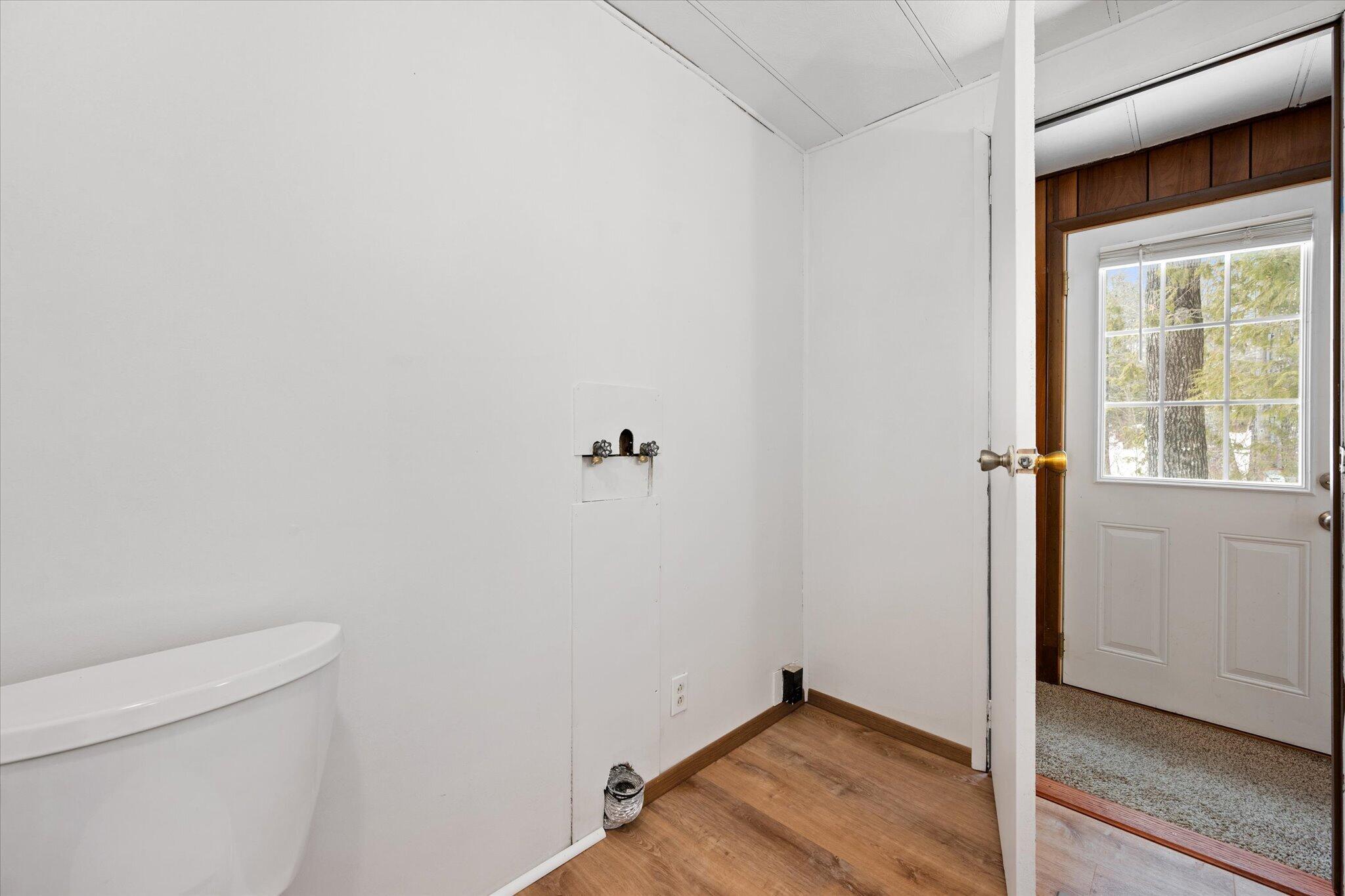 186 Klatte Road Hermon, ME 04401 - Photo 22 of 23 13-Bathroom_Laundry