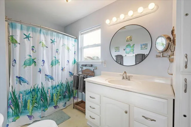 $1,100,000 | 6 Kingfish Street, Alligator Point, FL 32346