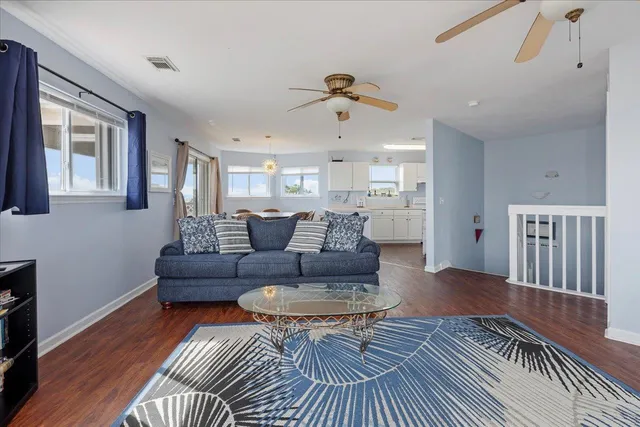 $1,100,000 | 6 Kingfish Street, Alligator Point, FL 32346