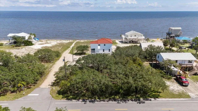 $1,100,000 | 6 Kingfish Street, Alligator Point, FL 32346