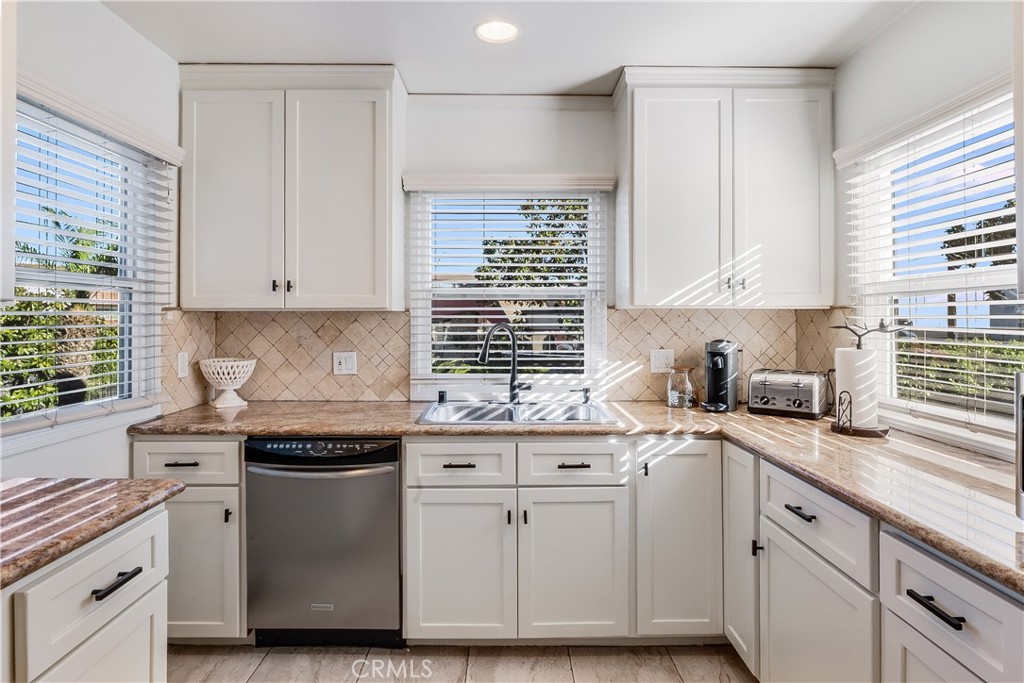 735 Ultimo Avenue Long Beach, CA 90804 - Photo 25 of 47