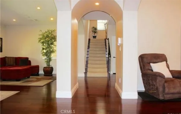 $7,000 | 507 Grove Place, Glendale, CA 91206