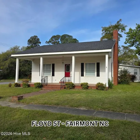 $1,350 | 310 Floyd Street, Fairmont, NC 28340