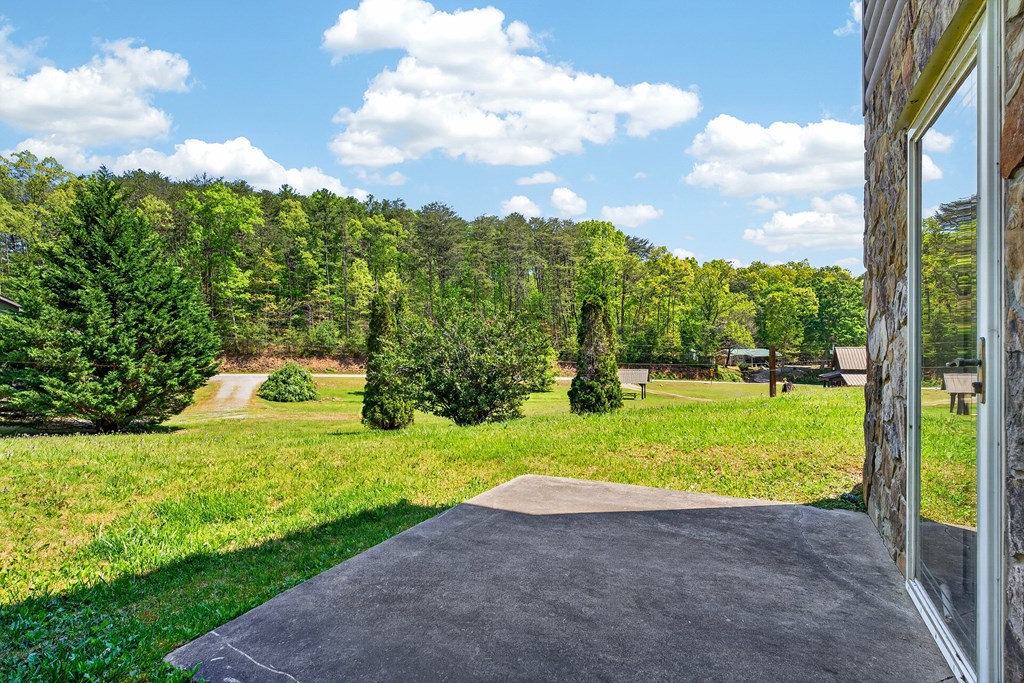 353 Sunrise Road Blue Ridge, GA 30513 - Photo 38 of 101