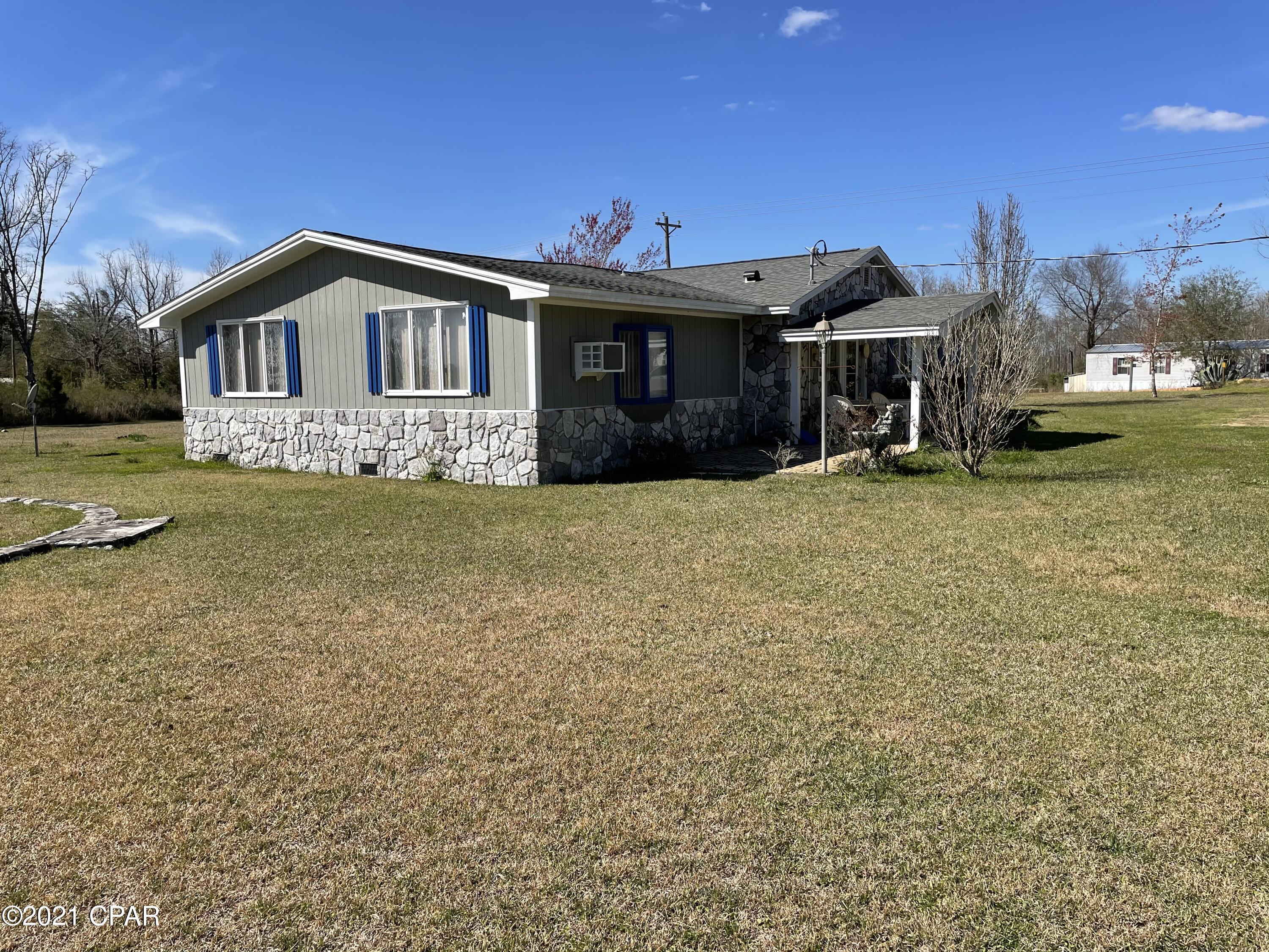 2723 Dilmore Road Cottondale, FL 32431 - Photo 5 of 34
